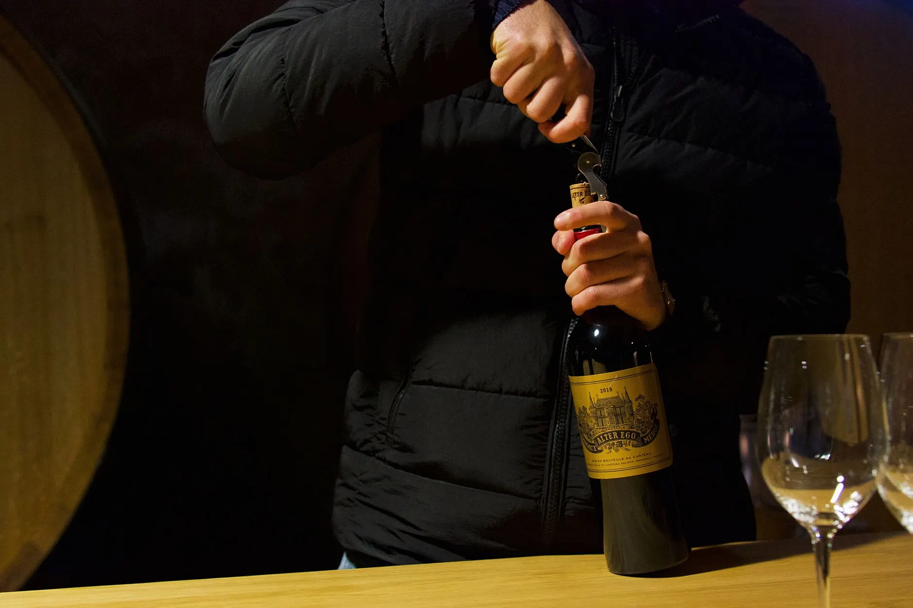 昆山厂房搬迁起重搬运服务：设备吊装与安全操作全流程解析